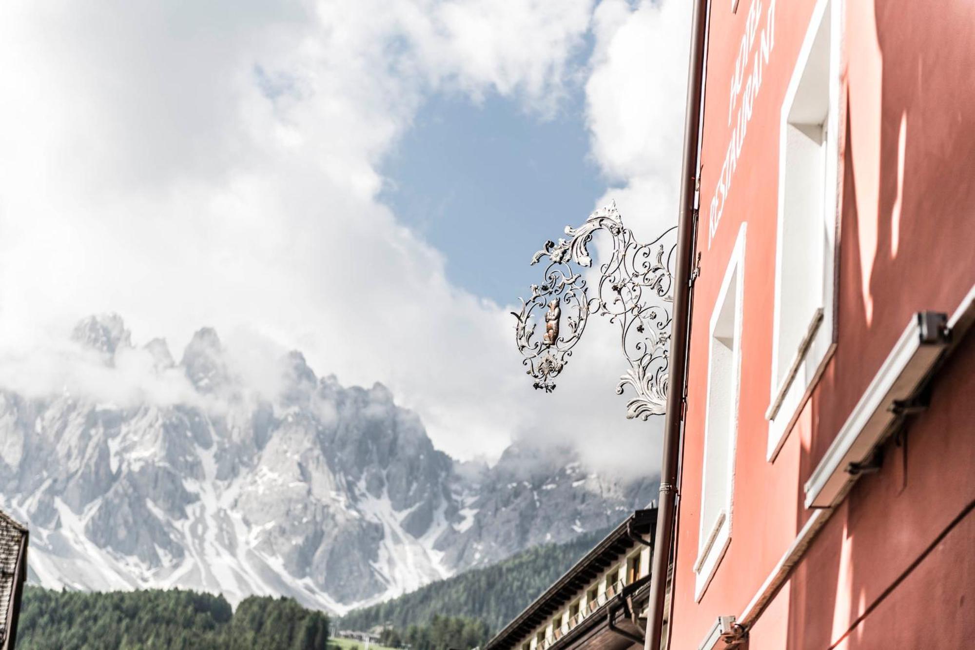 Boutique & Gourmet Hotel Orso Grigio San Candido Exterior foto